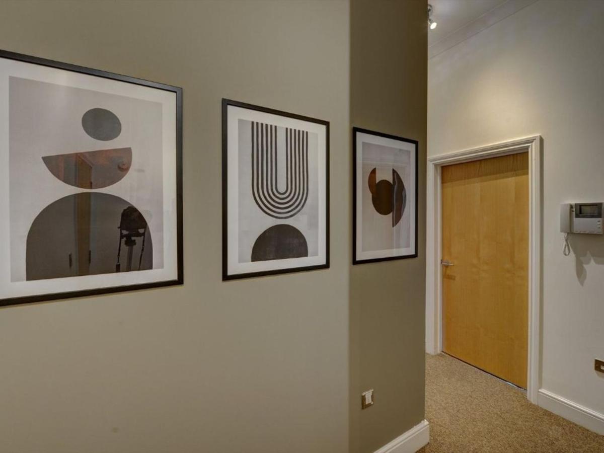 The Clement Apartment Stylish Two Bedroom Apartment Very Close To The Birmingham Arena Exterior photo